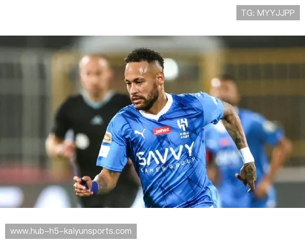 内马尔与中路连线制造惊艳配合，巴西攻势不减